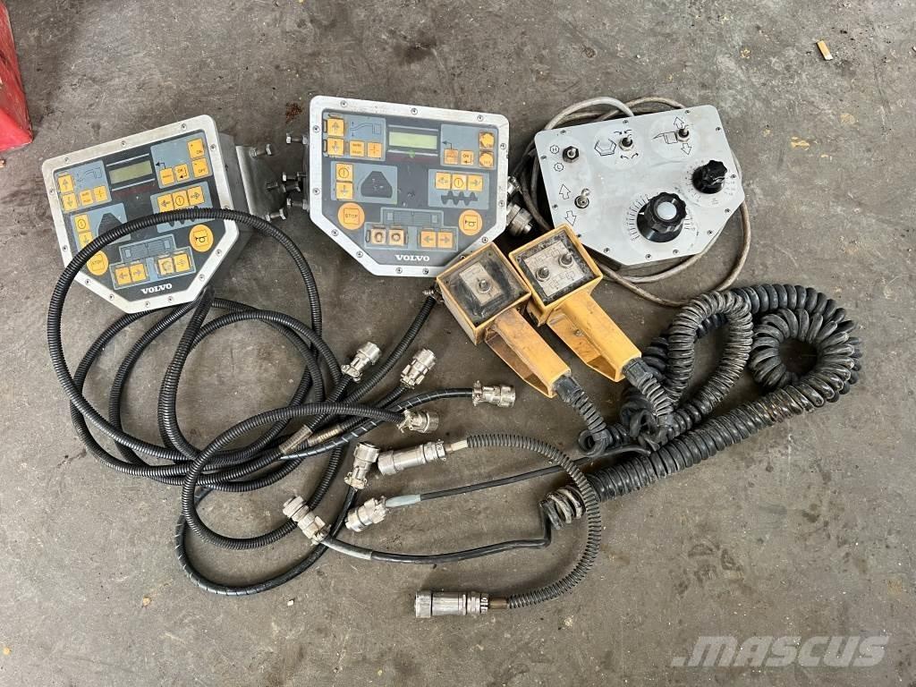Volvo ABG P 7820 C Asfaltudlæggere