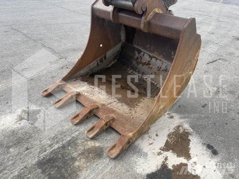 Doosan DX235LC Gravemaskiner på larvebånd