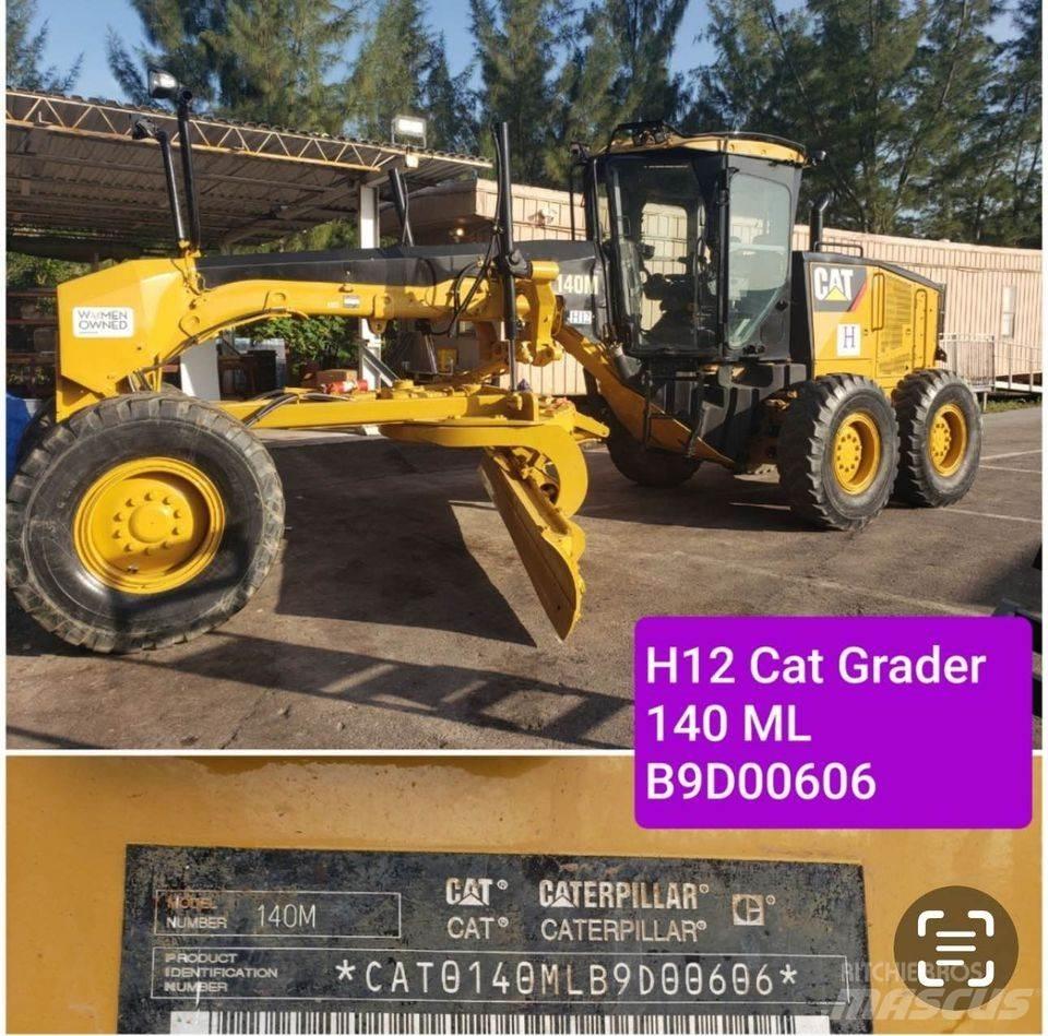 CAT 140M Bulldozer på larvebånd
