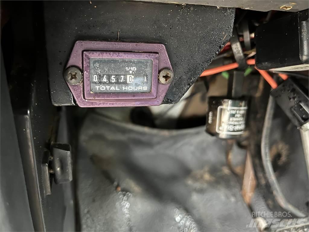 Ford FT900 Lastbiler med tip