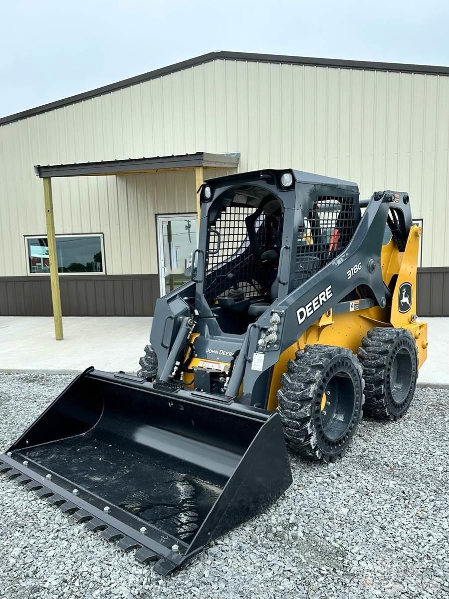 John Deere 318G Minilæsser - skridstyret