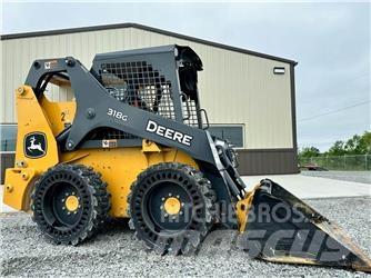 John Deere 318G Minilæsser - skridstyret