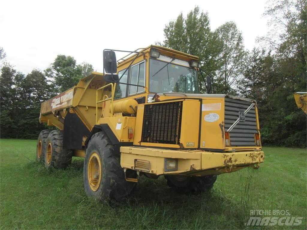 Volvo A25C Lastbiler med tip