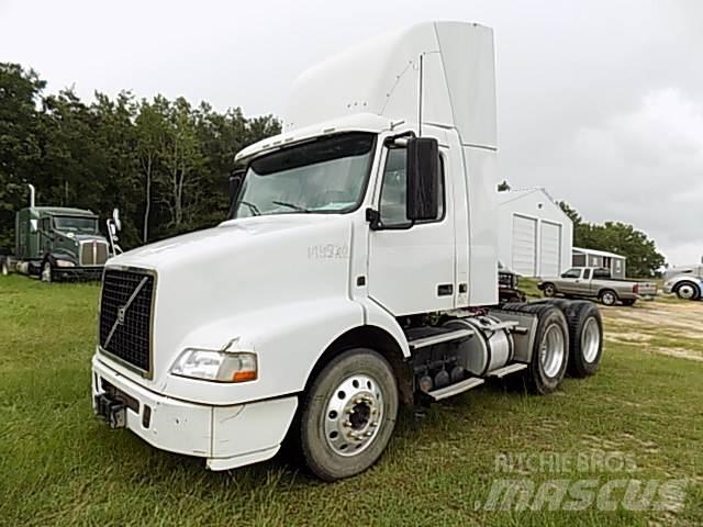 Volvo VNM Chassis