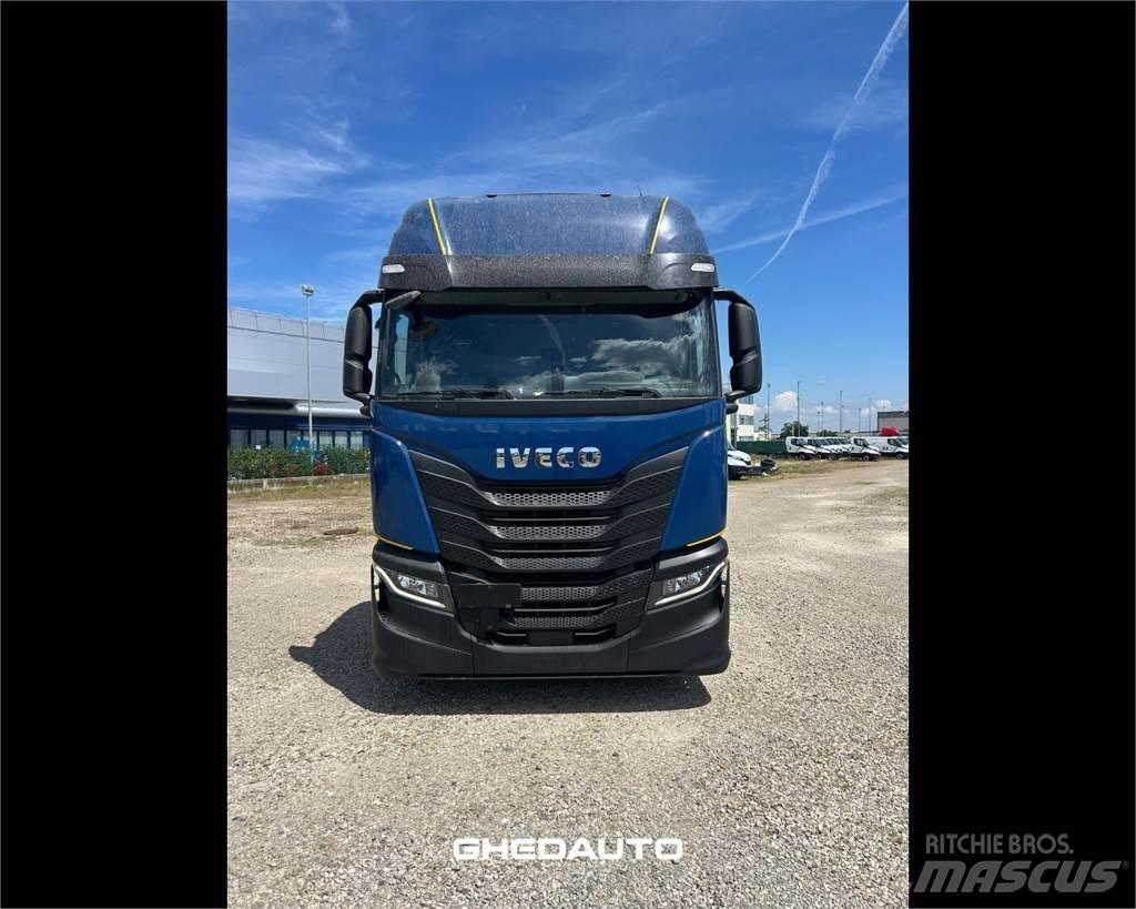 Iveco AS260S48S Fast kasse