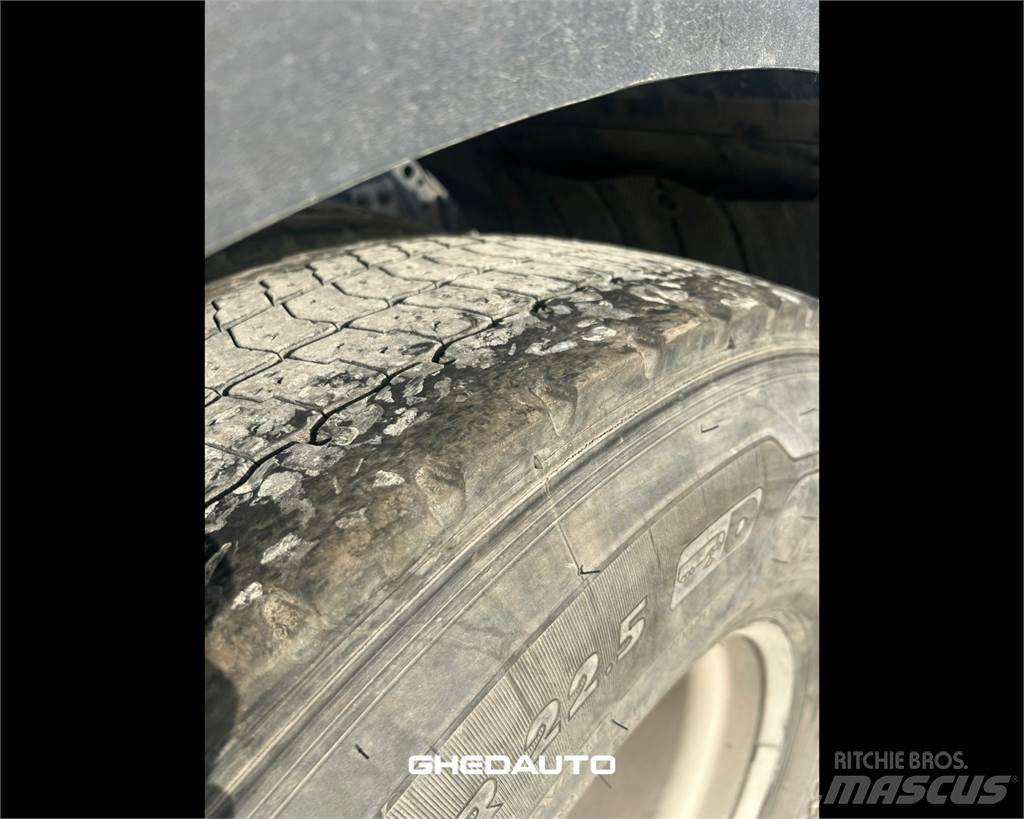 Iveco AS440S48 Fast kasse