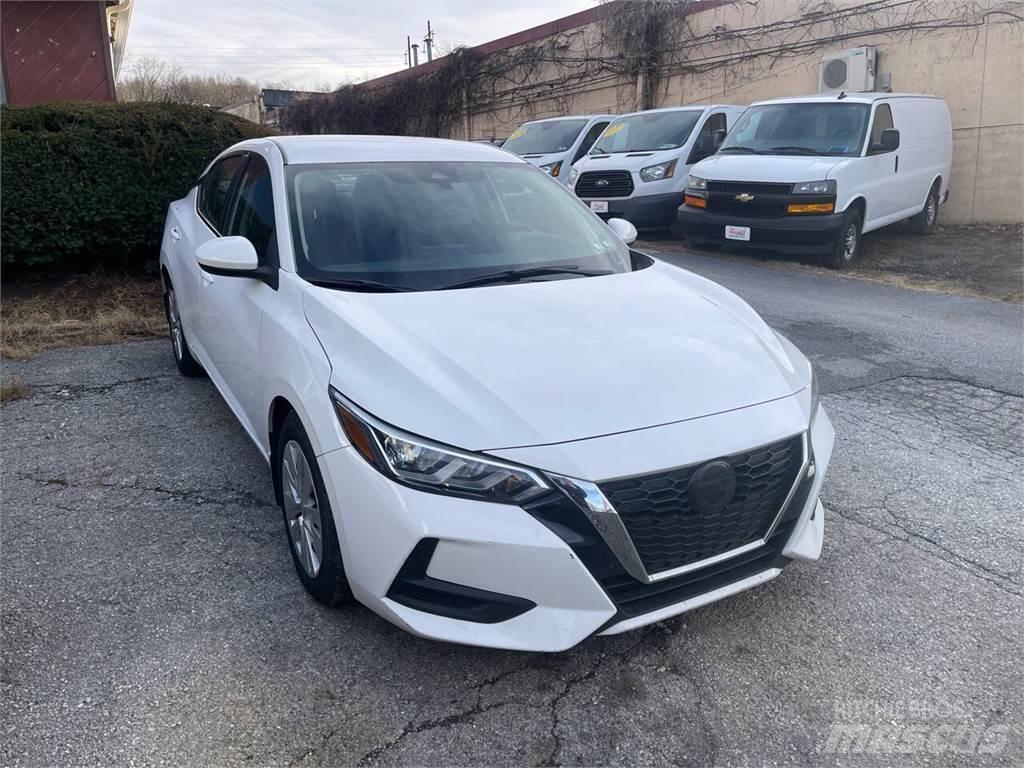 Nissan Sentra Biler