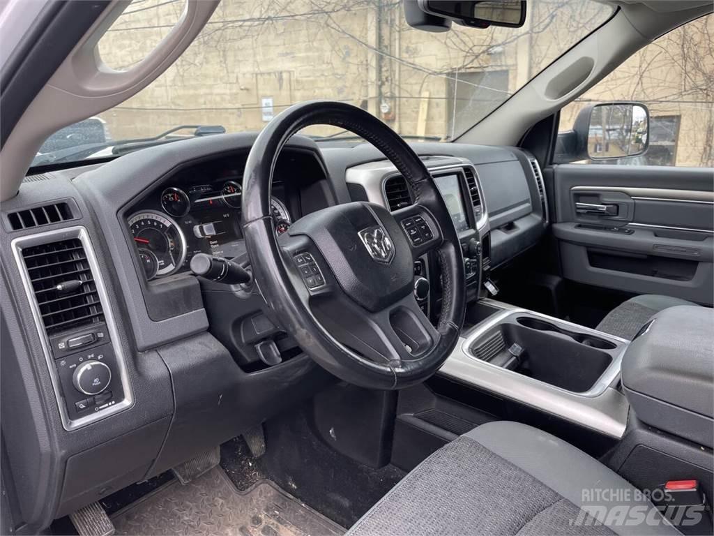 RAM 1500 Pickup/Sideaflæsning