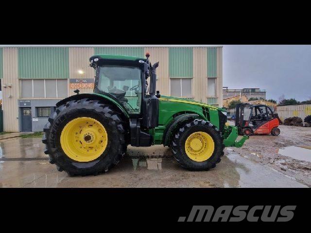 John Deere 8310R Traktorer