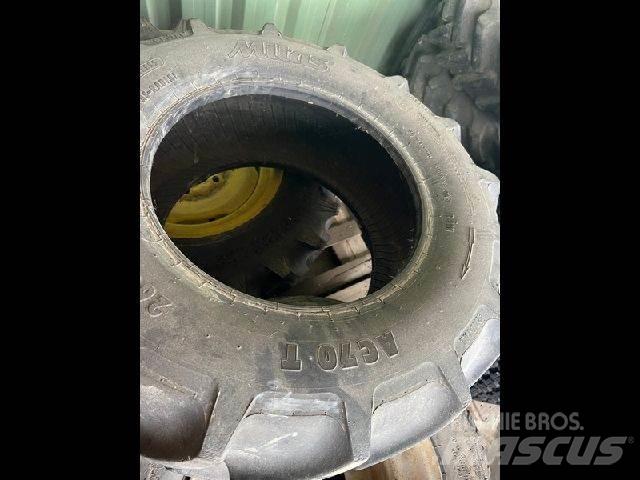 Mitas 260/70R16 Landbrug - Andet 