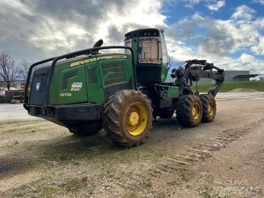 John Deere 1270E Fældebunkelæggere