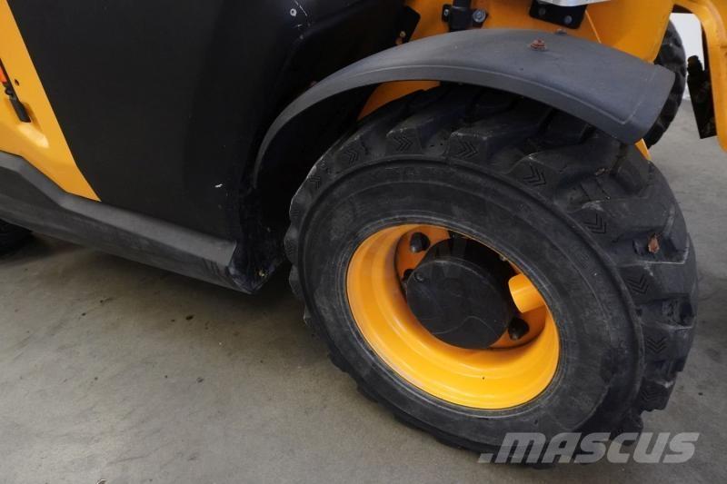 JCB 525-60 Teleskoplæssere