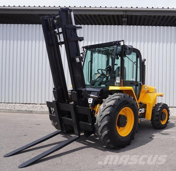 JCB 940-4 Terrængående gaffeltruck