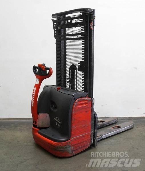 Linde L 10 379 Selvkørende stablere