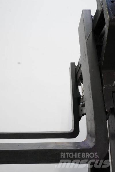 OM Xi 14 Reachtruck