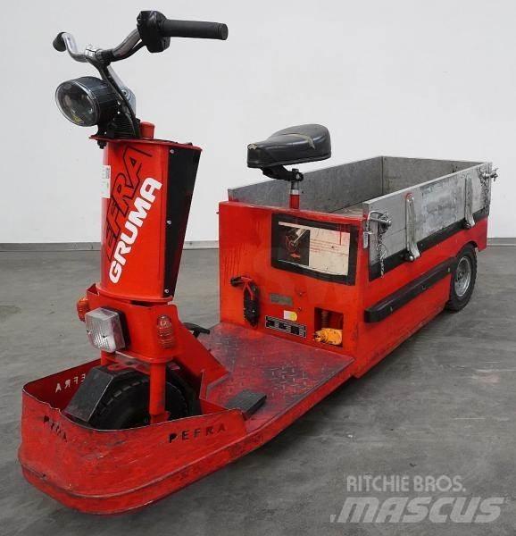 Pefra EFW508 Bugsertruck