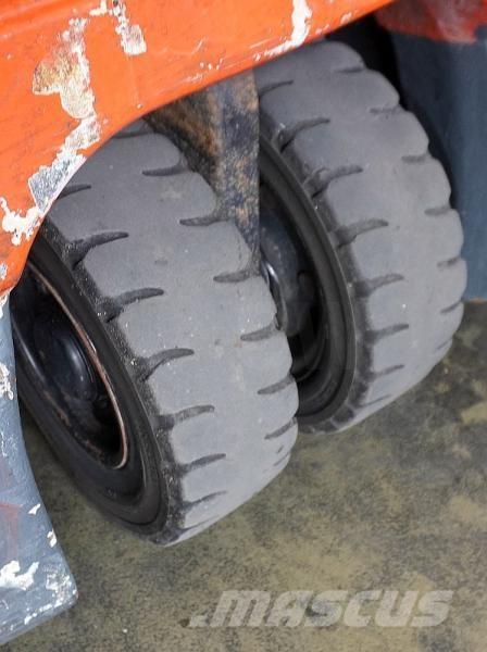 Toyota 7FBEF16 Gaffeltrucks - andre