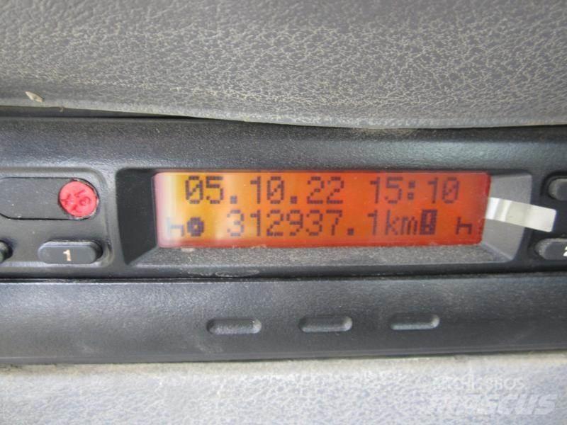 Renault Kerax Lastbiler med tip