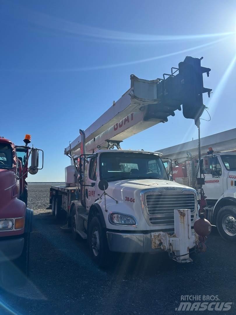 Altec AC38-127S Lastbil med kran