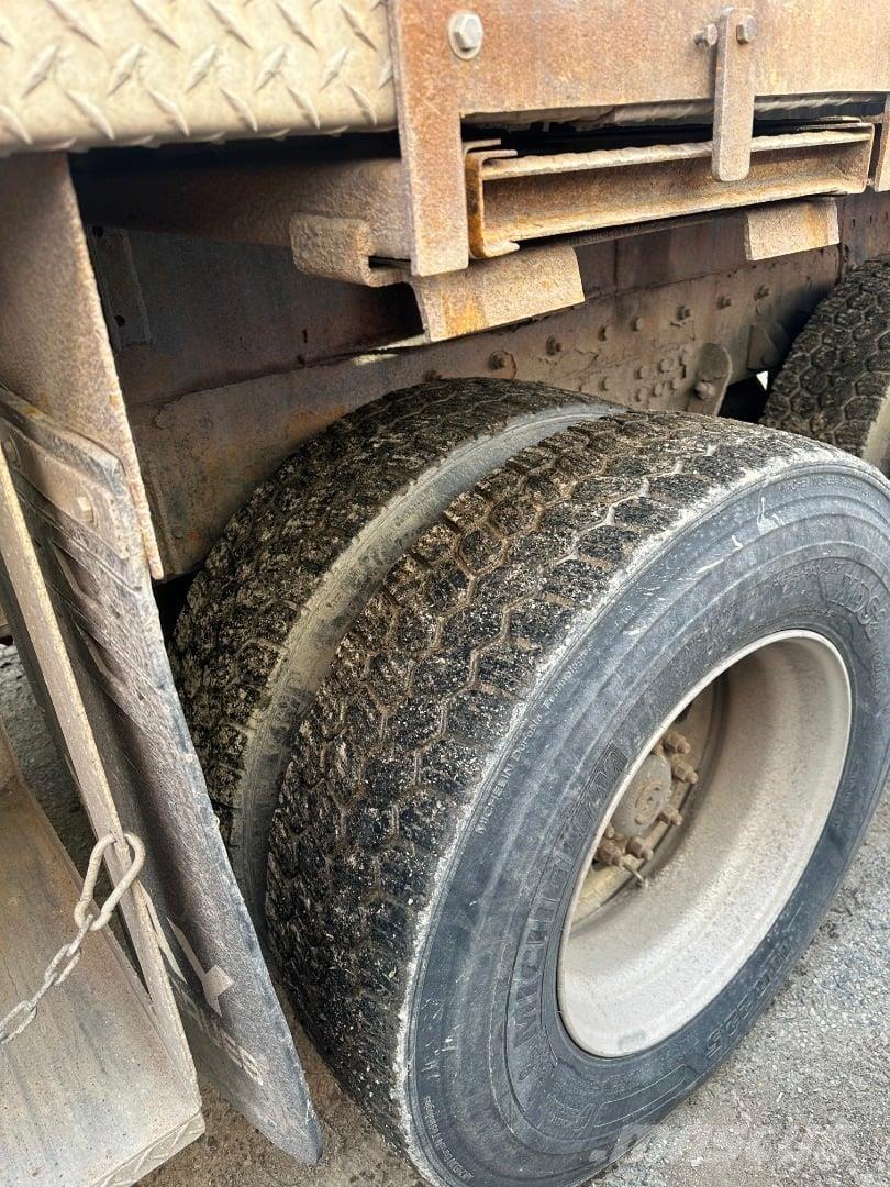 National 1500 Lastbil med kran