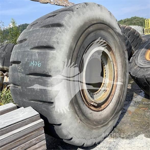 Toyo 40/65X39 Dæk, hjul og fælge
