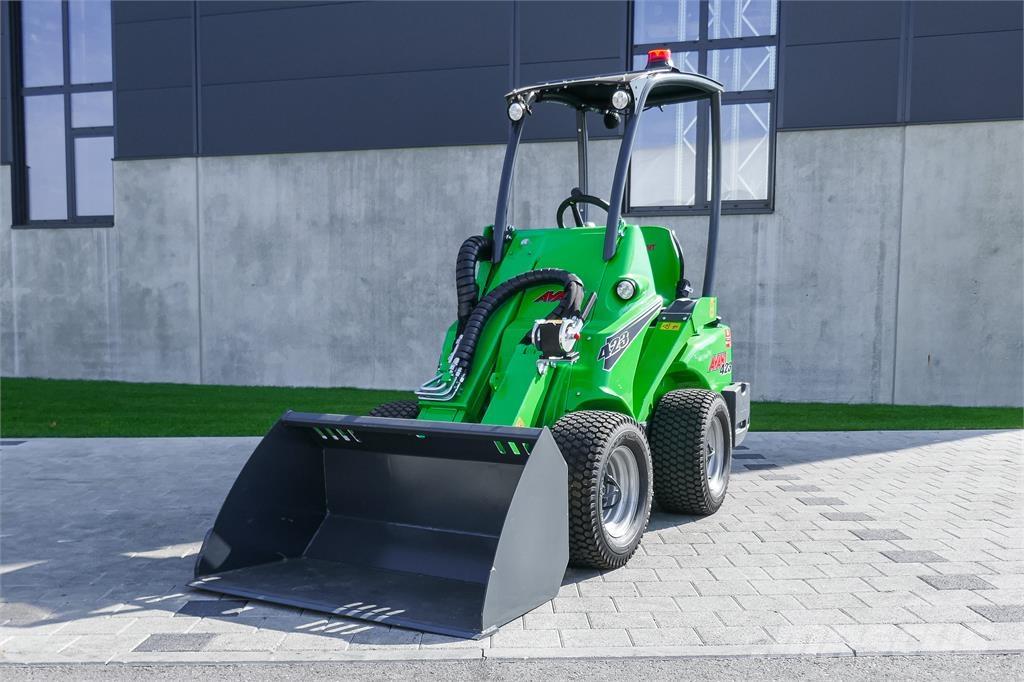 Avant M 423 Minigravemaskiner