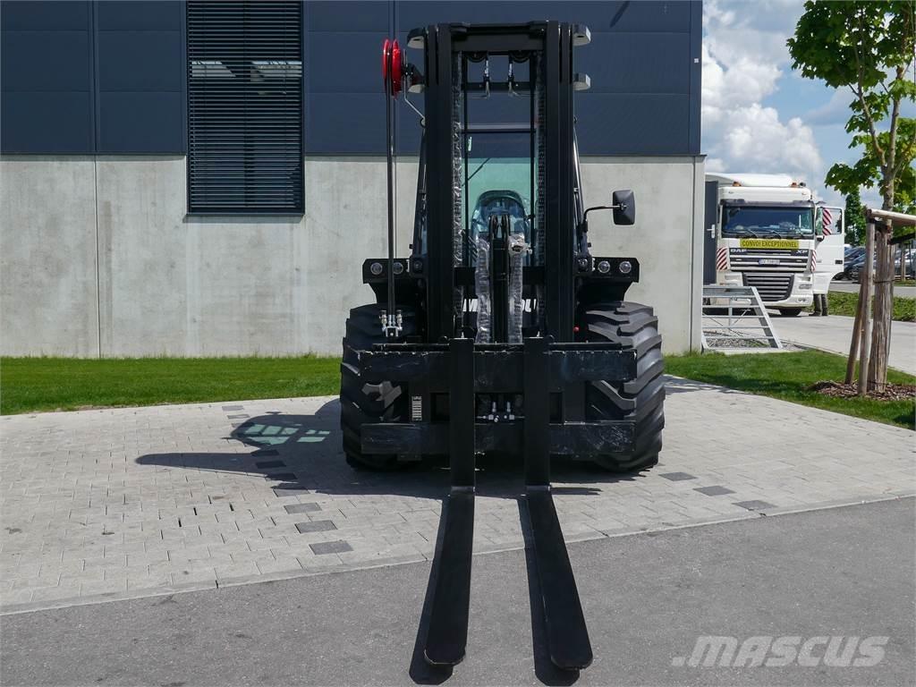 Manitou M 50-4 Terrængående gaffeltruck