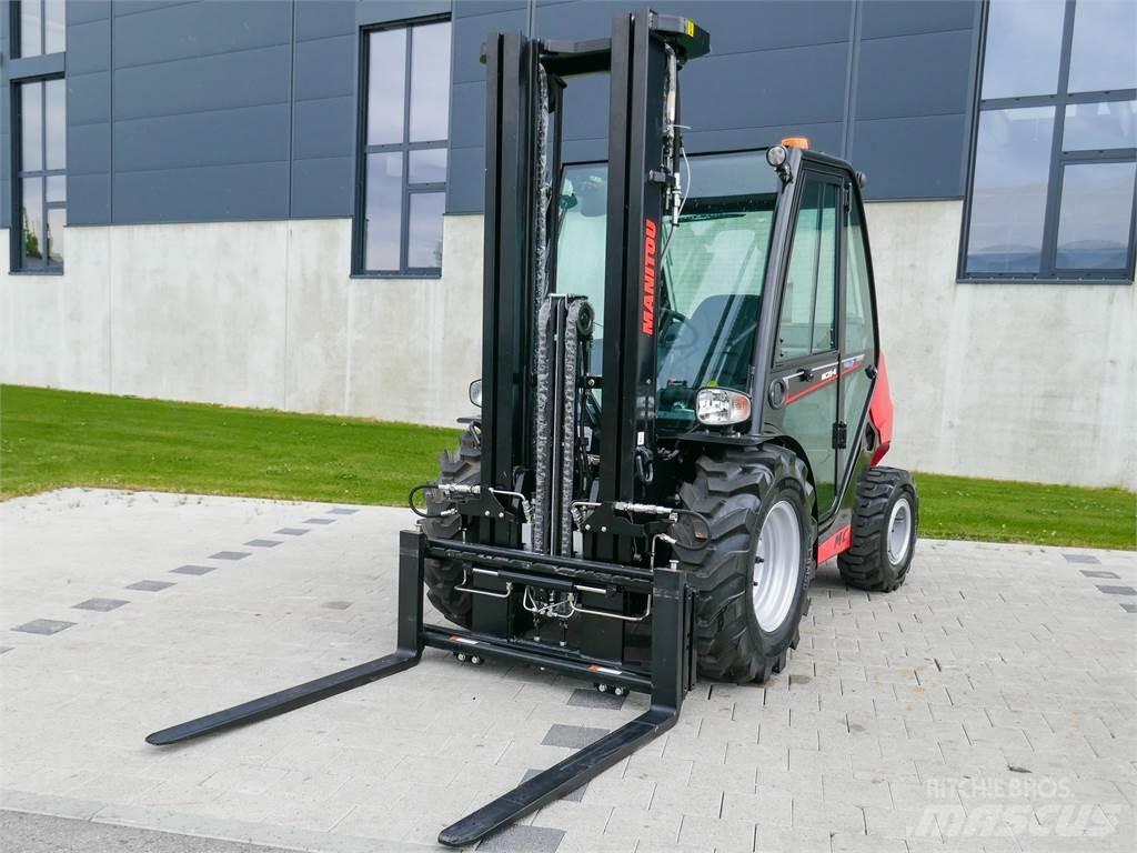 Manitou MC 25-4 Terrængående gaffeltruck