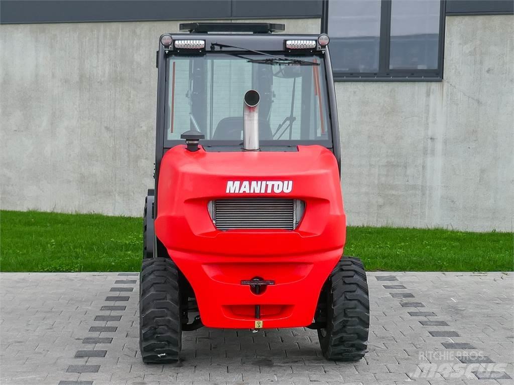 Manitou MC 25-4 Terrængående gaffeltruck
