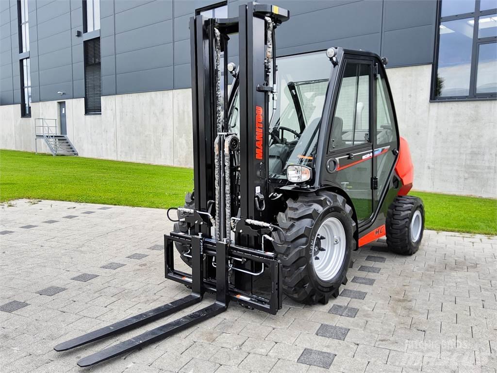 Manitou MC 25-4 Terrængående gaffeltruck