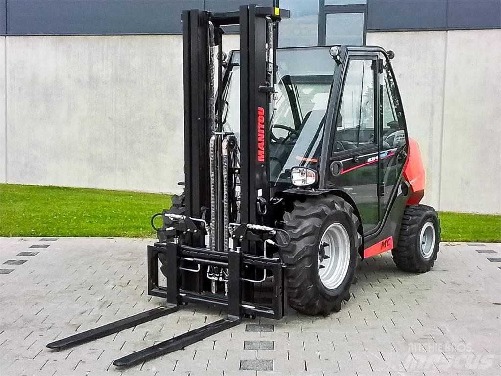 Manitou MC 25-4 Terrængående gaffeltruck