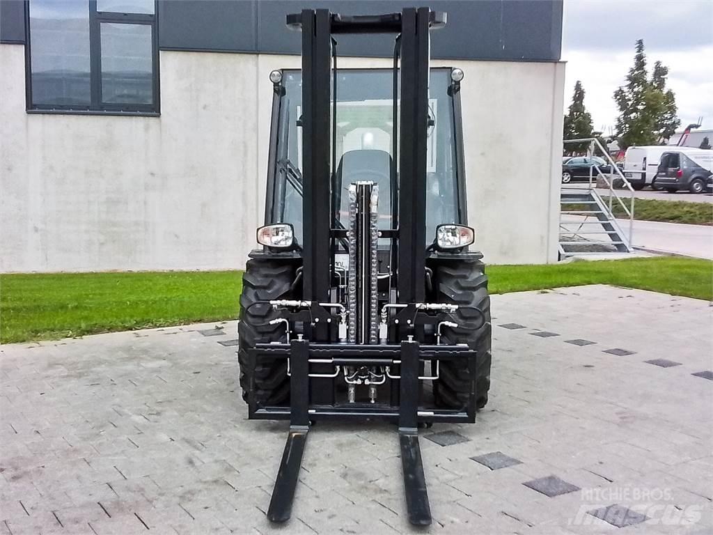 Manitou MC 25-4 Terrængående gaffeltruck