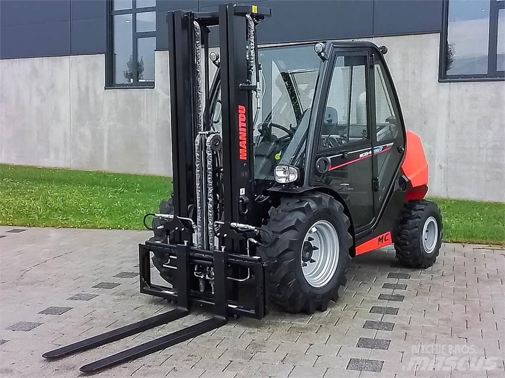 Manitou MC 25-4 Terrængående gaffeltruck