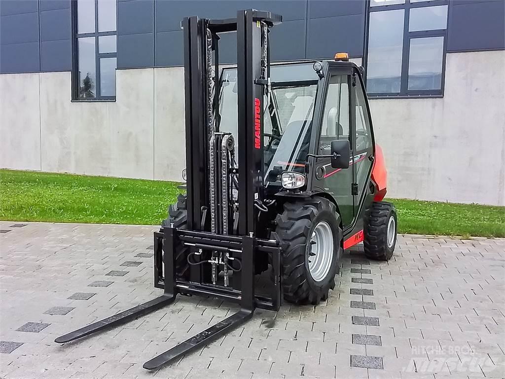 Manitou MC 30-4 Terrængående gaffeltruck