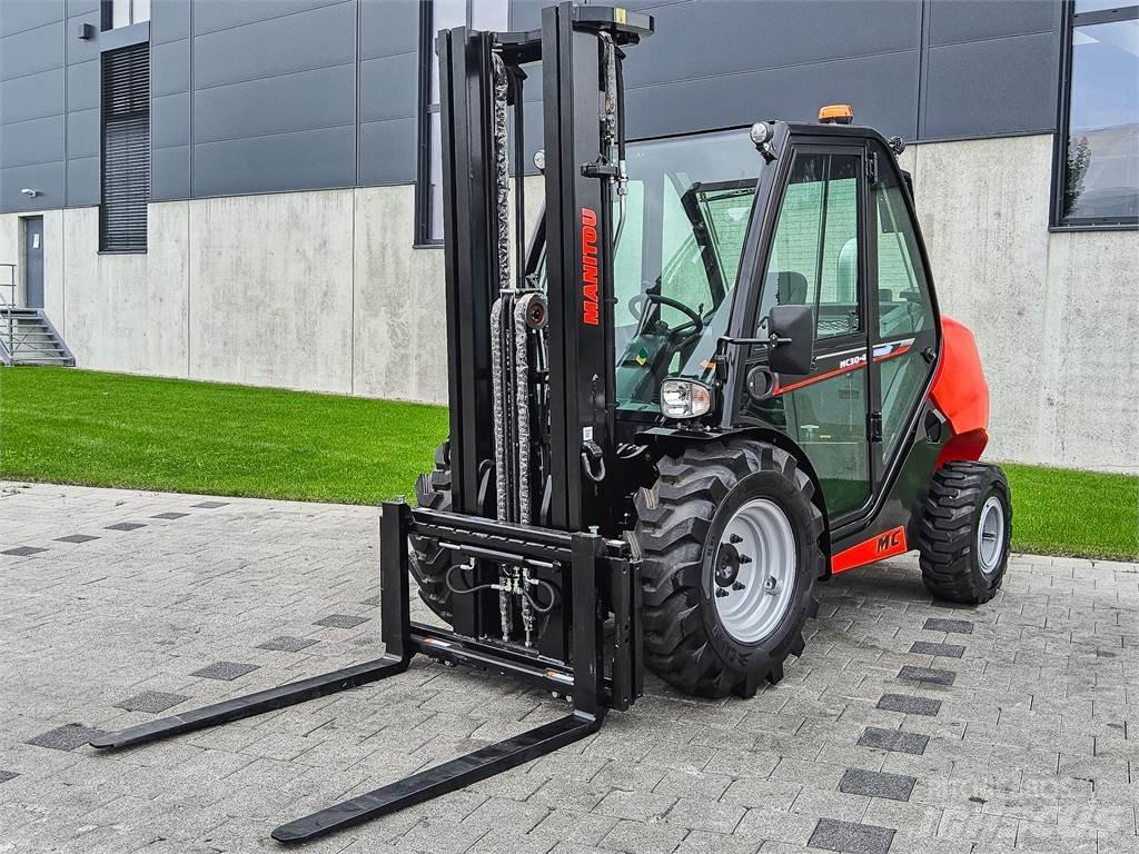 Manitou MC 30-4 Terrængående gaffeltruck