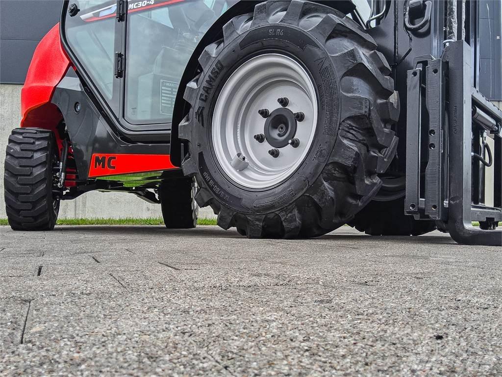 Manitou MC 30-4 Terrængående gaffeltruck