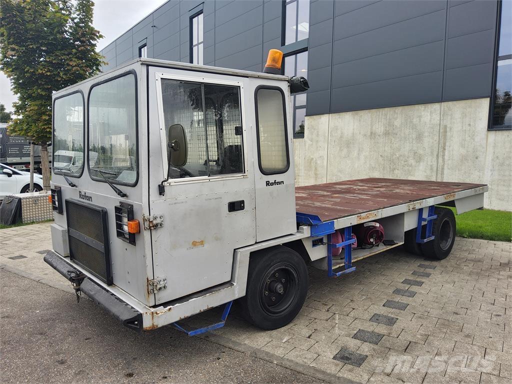 Rofan TPR-10 Bugsertruck