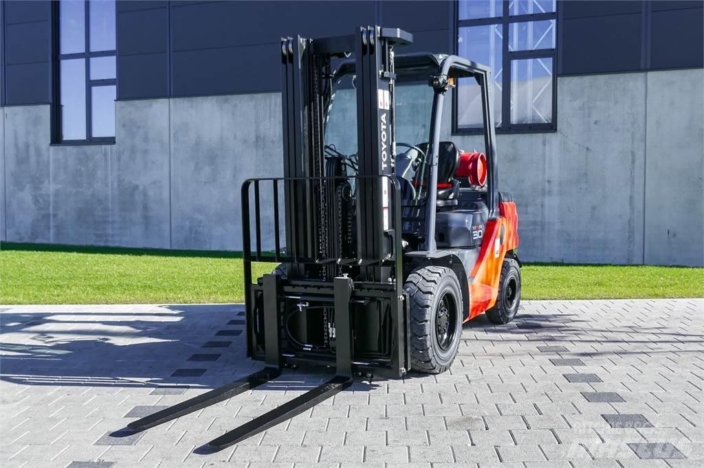 Toyota 02-8FGF30 LPG gaffeltrucks