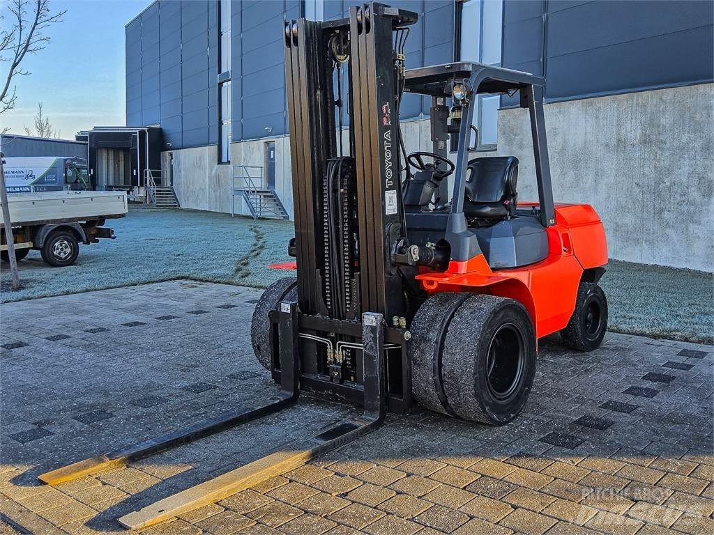 Toyota 7 FDU 45 Diesel gaffeltrucks