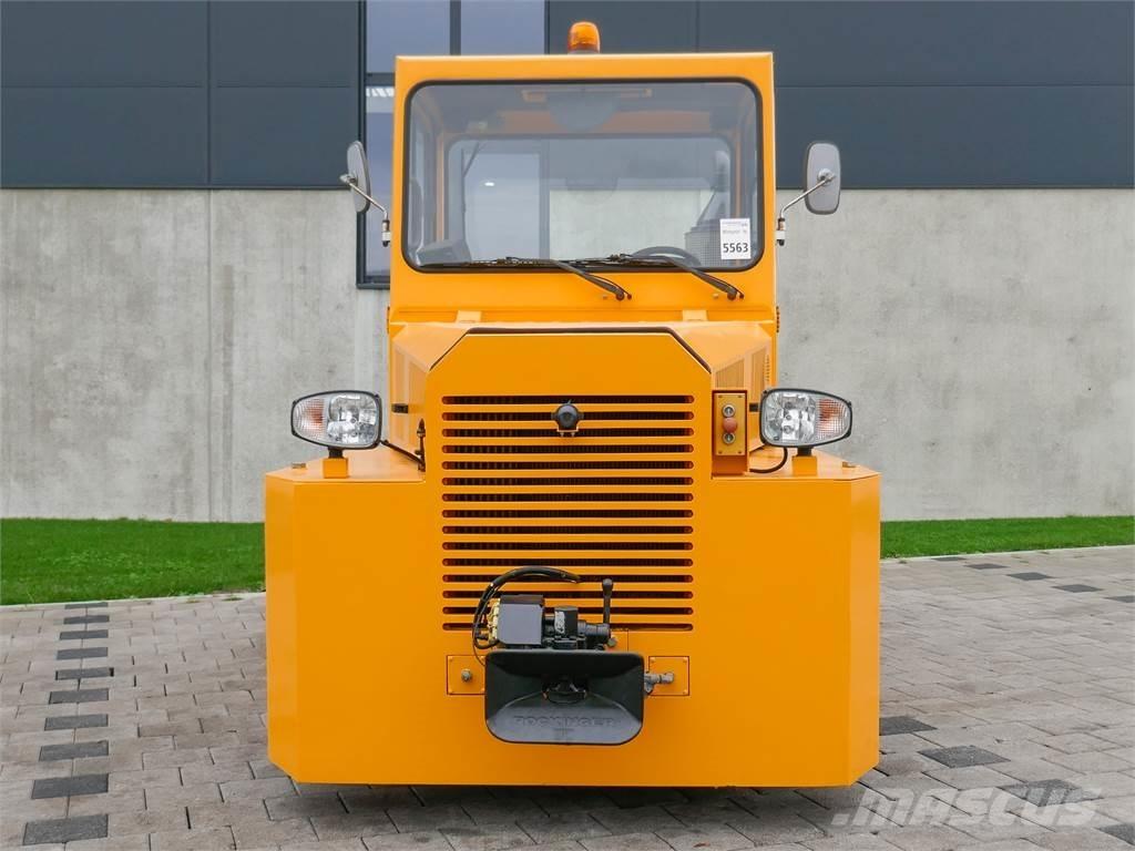 Volk DFZ 120H Bugsertruck