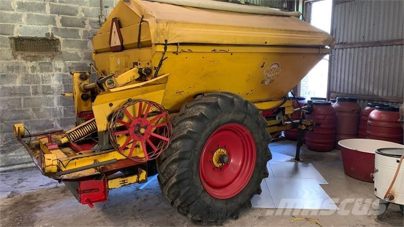 Bredal B 4 Mineralspreder