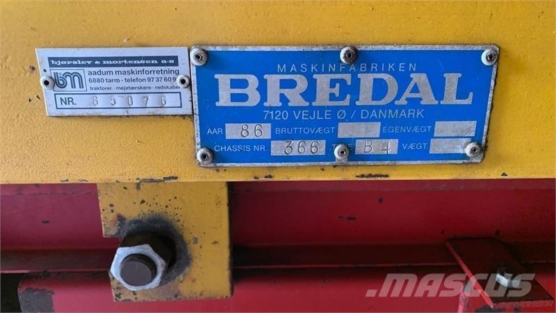 Bredal B 4 Mineralspreder