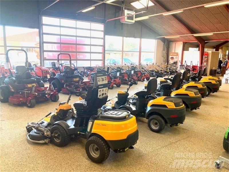 Stiga Park Kompakte traktorer