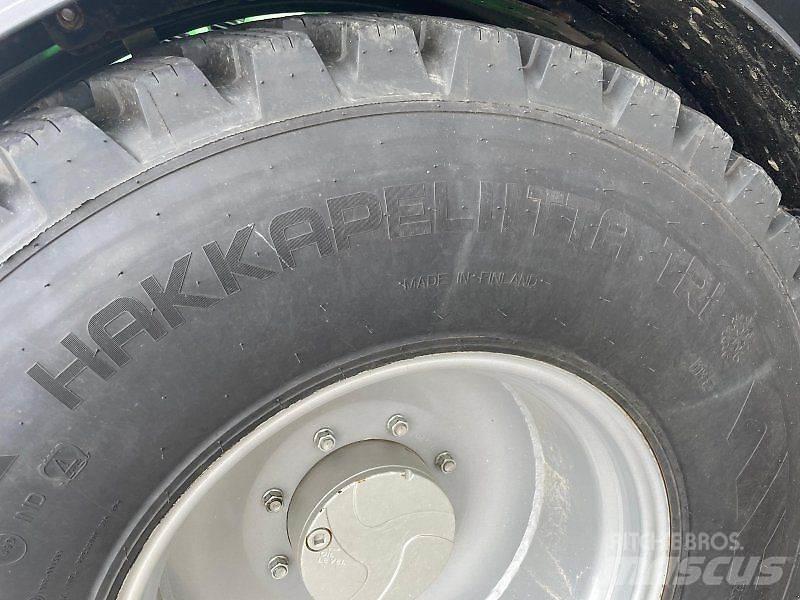 John Deere 6120M Traktorer