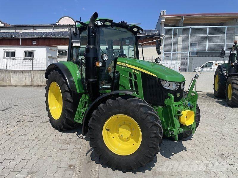 John Deere 6120M Traktorer