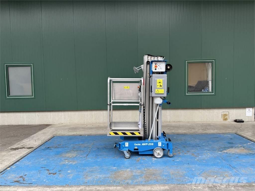 Genie AWP-25S AC Andre lifte og platforme