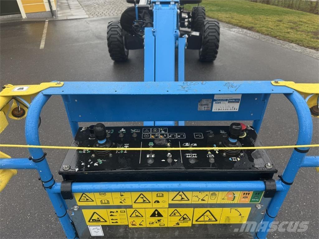 Genie S-65 XC Bomlifte med knækarm