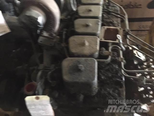 Komatsu SA6D102-1 Motorer