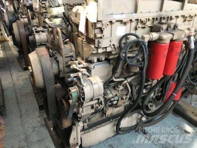Komatsu SAA6D170E-3 Motorer