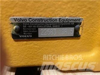 Volvo G990 Gear
